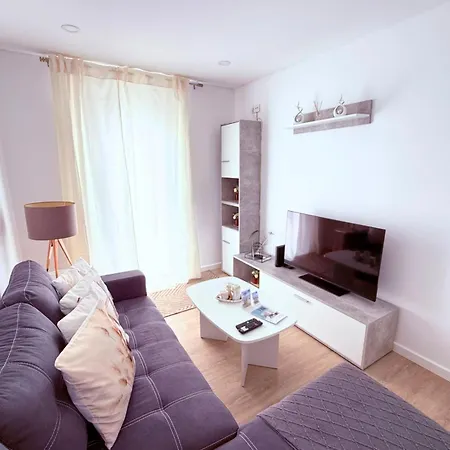 D Wan 13 - T2 *